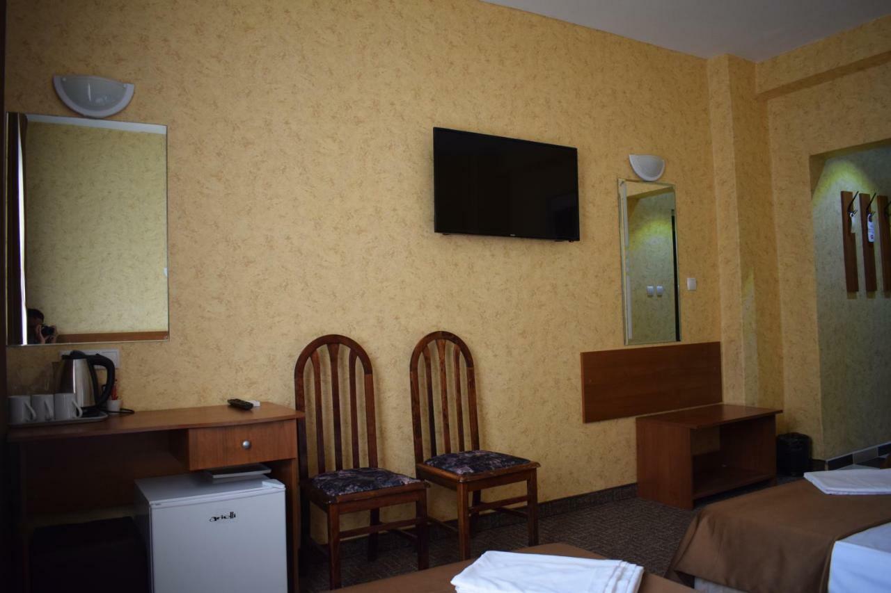 Slavyanska Beseda Hotel Sofia Exterior foto